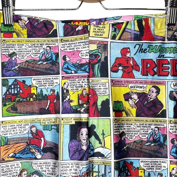 Blackmilk NWT Woman in Red Comic Strip Leggings - Medium - Picture 3 of 7